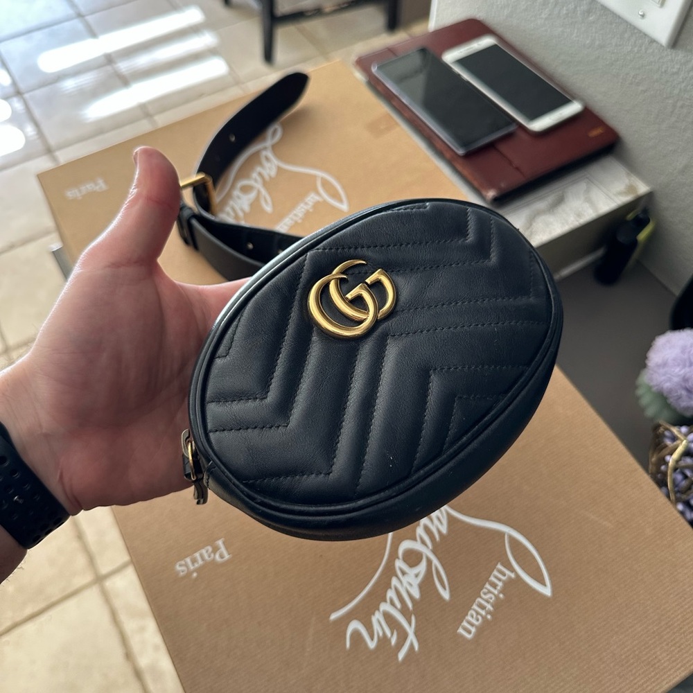 GUCCI Marmont Matelasse Black Leather Belt Bag 476434 DSVRT 1000